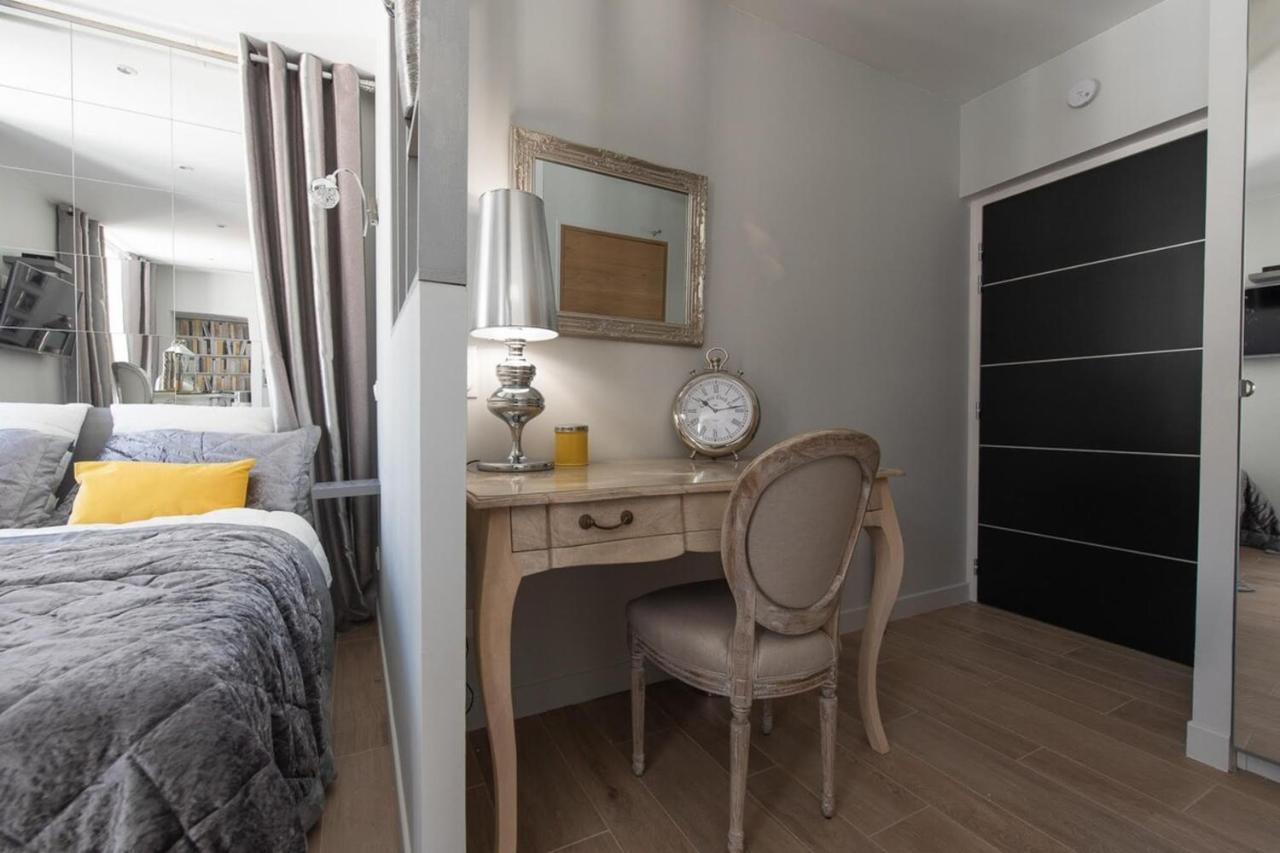 Le Petit Prince- Studio Cosy 2 Pers -Metro Valmy Lyon Ngoại thất bức ảnh